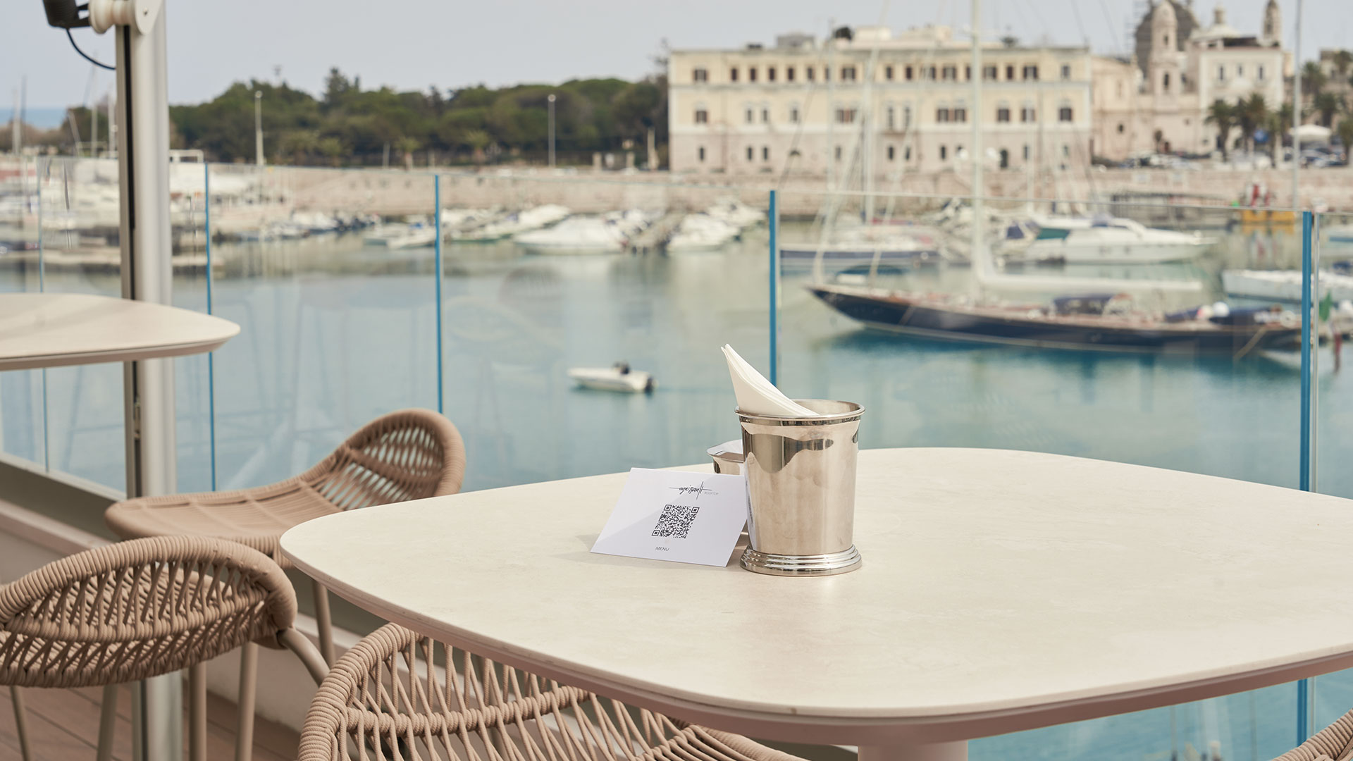 Immagine di copertina per la sezione corrente